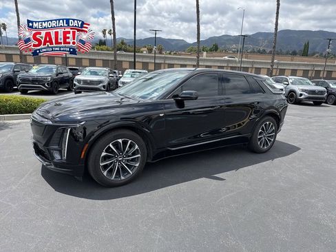 Used 2024 Cadillac Lyriq Sport RWD image 1