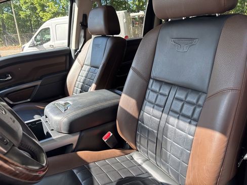 Used 2018 Nissan Titan Platinum Reserve w/ Platinum Utility Package AWD/4WD image 15