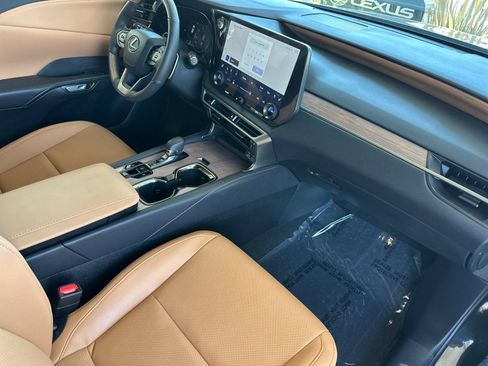 Used 2023 Lexus RX 350 Premium w/ Accessory Package (Z1) FWD image 18