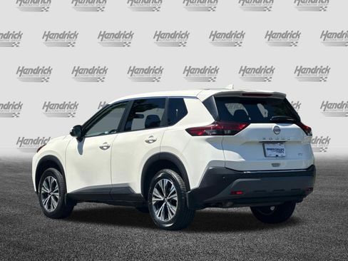 Used 2023 Nissan Rogue SV FWD image 7