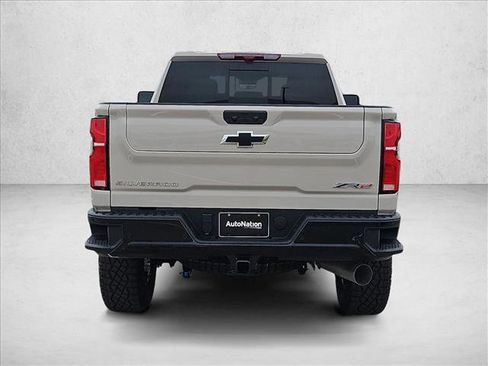 New 2026 Chevrolet Silverado 2500 ZR2 image 8