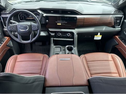 New 2026 GMC Sierra 2500 Denali Ultimate AWD/4WD image 5