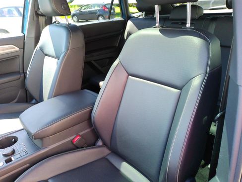Used 2020 Volkswagen Atlas Cross Sport SE w/ Panoramic Sunroof Package AWD/4WD image 14