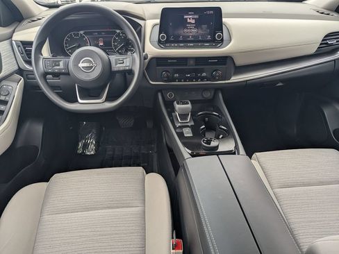 Certified 2023 Nissan Rogue SV AWD/4WD image 18