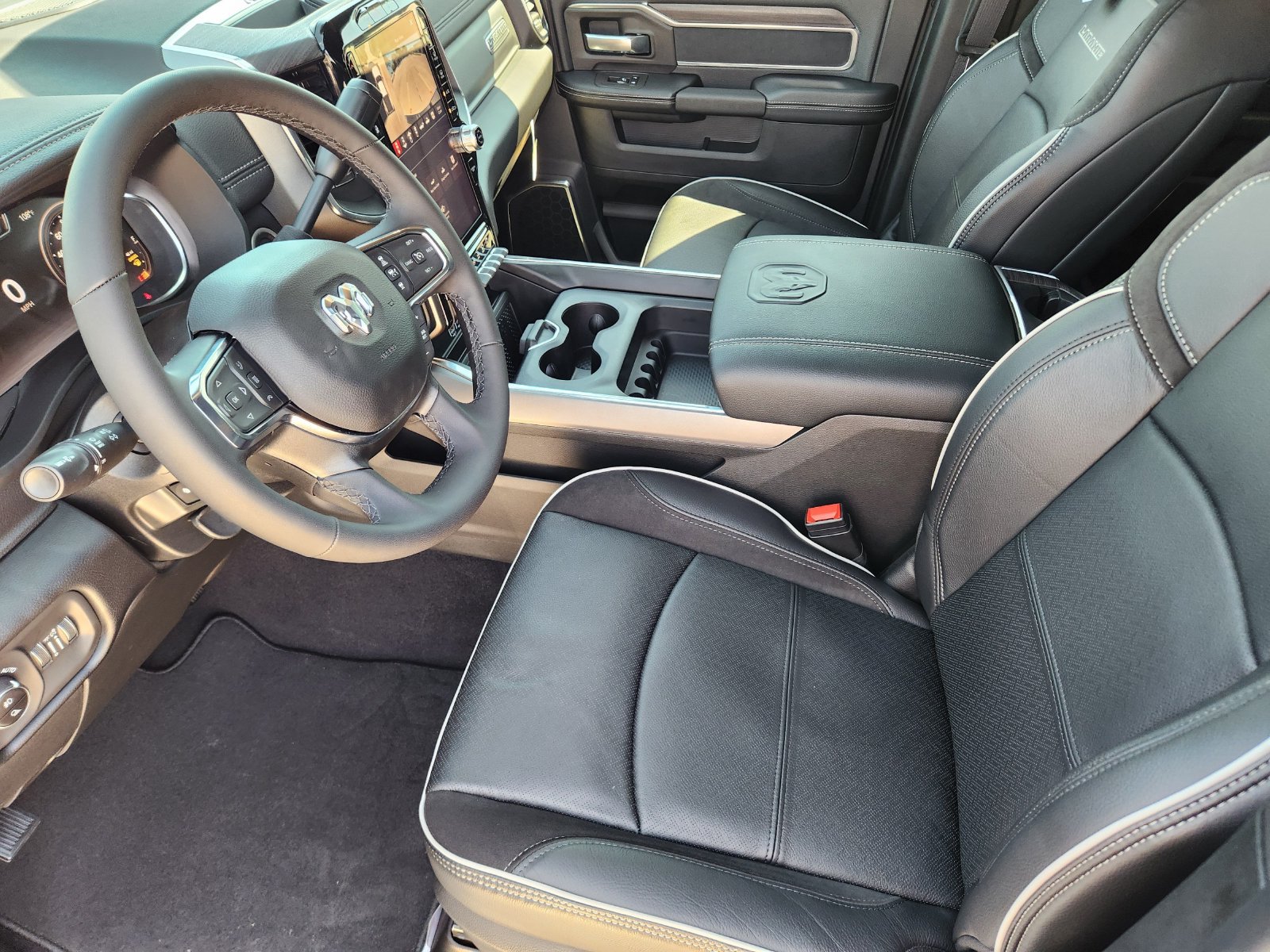 New 2027 RAM 3500 Limited AWD/4WD image 13