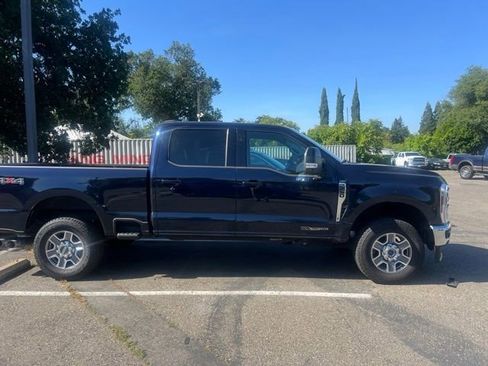 Used 2024 Ford F250 Lariat AWD/4WD image 4