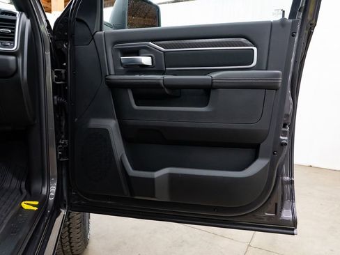 New 2026 RAM 2500 Big Horn AWD/4WD image 28