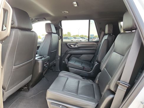Used 2023 Chevrolet Tahoe LT AWD/4WD image 11