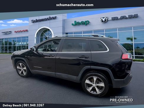 Used 2019 Jeep Cherokee Limited FWD image 5
