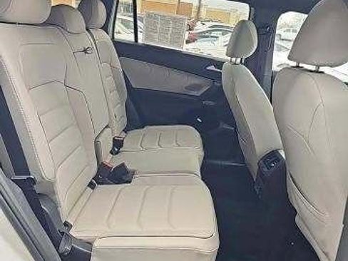 Used 2021 Volkswagen Tiguan SEL Premium R-Line image 7