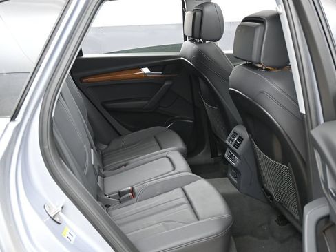 Used 2024 Audi Q5 e Premium w/ Convenience Package AWD/4WD image 21