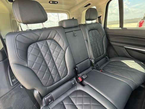 Used 2024 BMW X7 xDrive40i AWD/4WD image 20