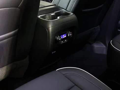 Used 2026 Buick Enclave Preferred FWD image 16