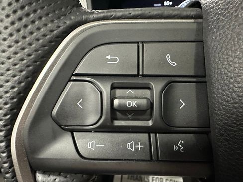 Used 2025 Toyota Sequoia Limited image 20