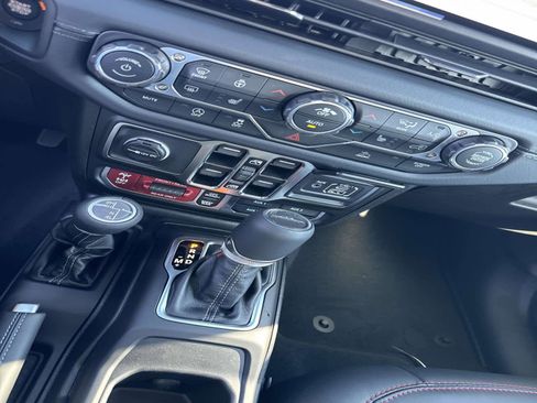 New 2026 Jeep Gladiator Rubicon image 15
