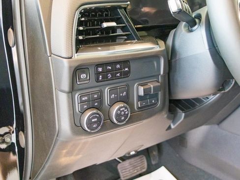 New 2025 Chevrolet Suburban RST w/ RST Capability Package image 33