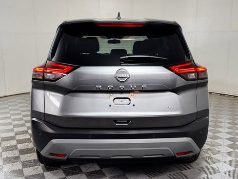 Used 2023 Nissan Rogue S image 5