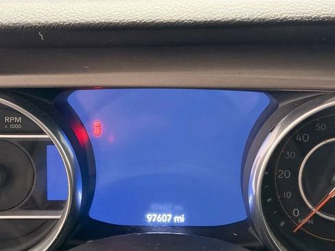 Used 2018 Jeep Wrangler Unlimited Sport S image 11