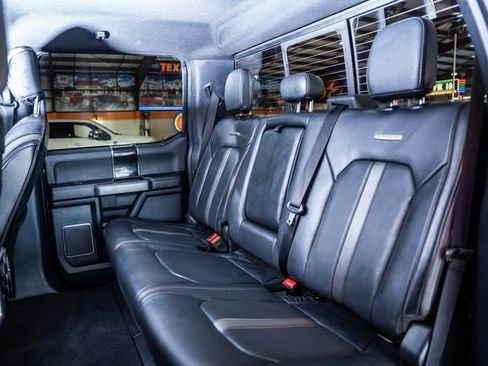 Used 2022 Ford F450 Platinum w/ FX4 Off-Road Package image 32