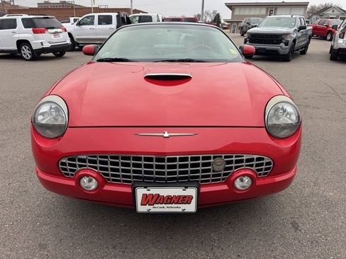 Used 2002 Ford Thunderbird Base image 8