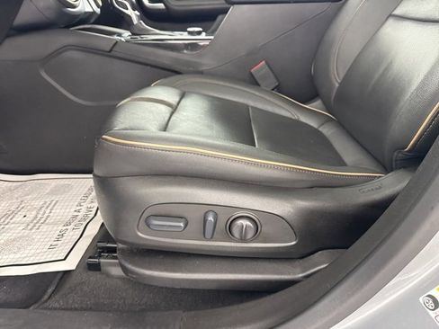 Used 2023 Chevrolet Blazer Premier w/ Enhanced Convenience Package image 19