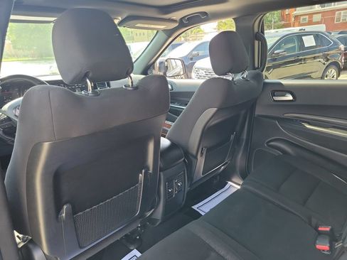 Used 2024 Dodge Durango SXT AWD/4WD image 9