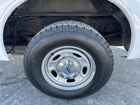 Used 2015 Ford F250 XL w/ XL Value Package image 10