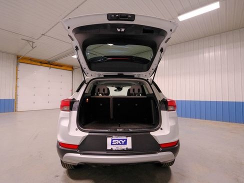 Used 2025 Chevrolet TrailBlazer LT image 21