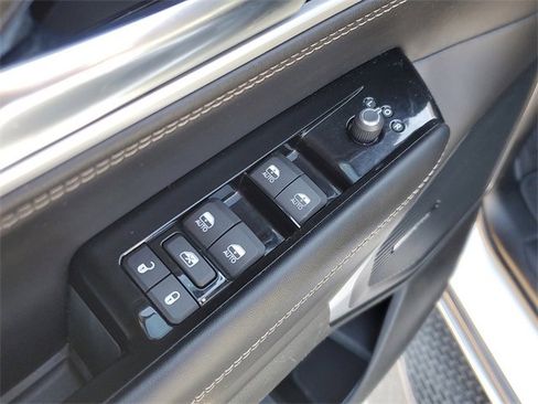 Used 2022 Jeep Wagoneer Series II image 21