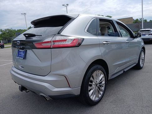 Certified 2022 Ford Edge Titanium w/ Equipment Group 301A AWD/4WD image 4
