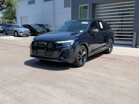 Used 2025 Audi Q7 3.0T Prestige AWD/4WD image 5