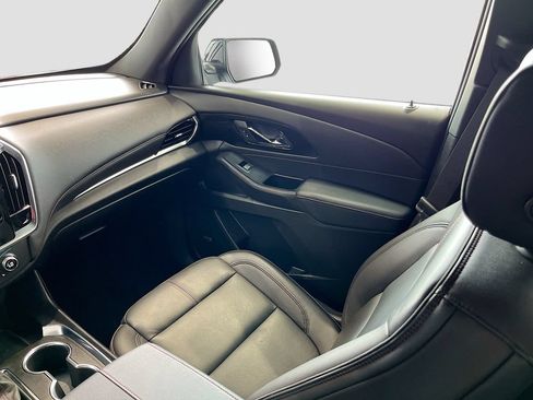 Used 2023 Chevrolet Traverse RS w/ LPO, Floor Liner Package FWD image 24