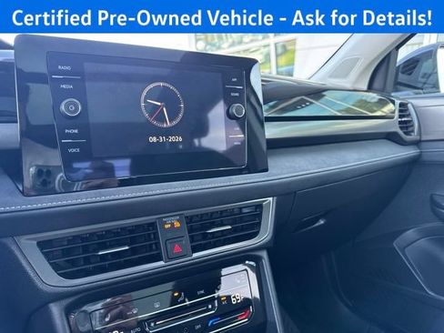 Certified 2026 Volkswagen Taos SE AWD/4WD image 14
