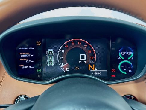 Used 2016 McLaren 570S Coupe image 22