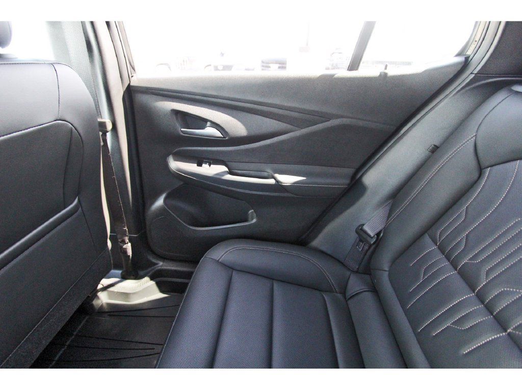 Used 2024 Buick Envista Avenir FWD image 12