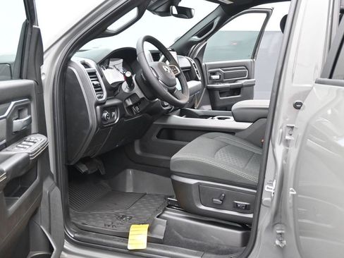 Used 2026 RAM 3500 Big Horn AWD/4WD image 12
