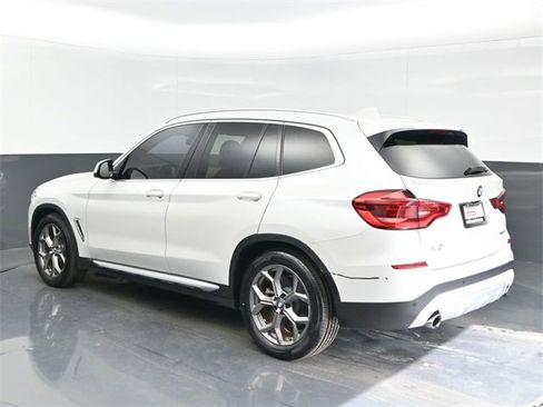 Used 2021 BMW X3 sDrive30i w/ Convenience Package image 3