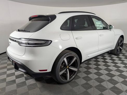 New 2026 Porsche Macan image 7