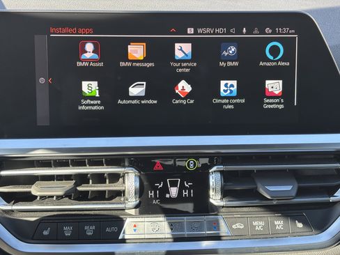 Used 2022 BMW 330i Sedan w/ Driving Assistance Package image 13