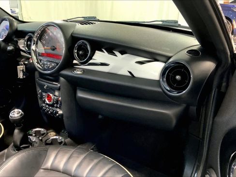 Used 2015 MINI Cooper Roadster S image 18