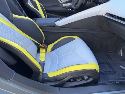 Used 2022 Chevrolet Corvette Stingray Premium Conv image 64