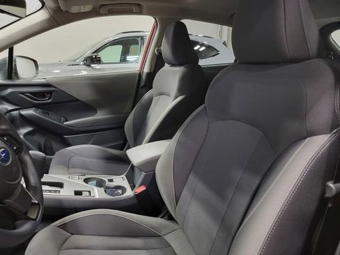 Used 2025 Subaru Crosstrek 2.0i Premium image 13