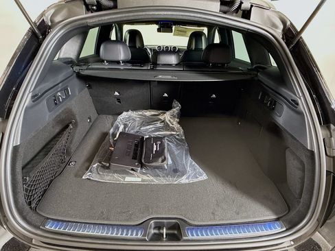 Used 2026 Mercedes-Benz GLC 300 4MATIC image 24