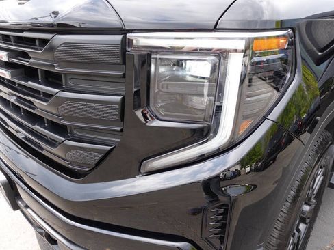 Used 2023 GMC Sierra 1500 Pro w/ Graphite Edition AWD/4WD image 55