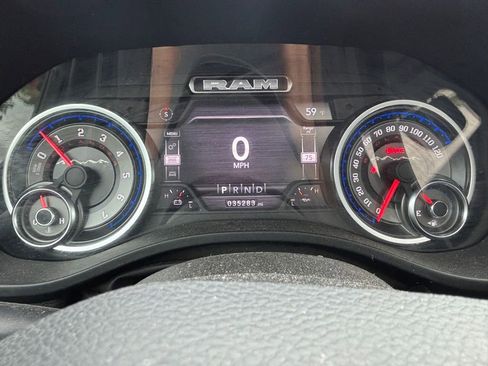 Used 2022 RAM 1500 Big Horn AWD/4WD image 12