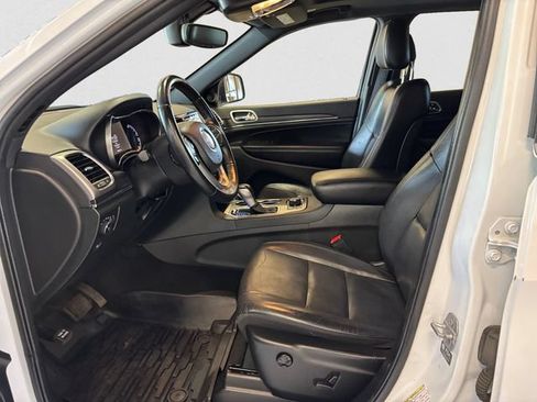 Used 2022 Jeep Grand Cherokee Limited AWD/4WD image 10