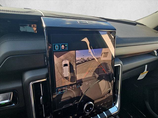 New 2026 GMC Yukon Denali w/ Sun & Power Step Package AWD/4WD image 13