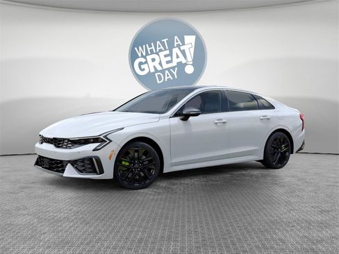 New 2026 Kia K5 GT image 3