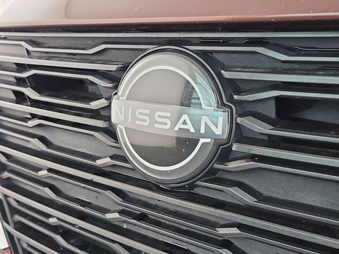 Used 2024 Nissan Altima 2.5 SV FWD image 34