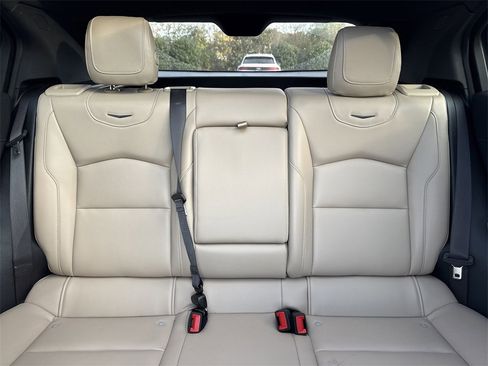 Used 2024 Cadillac XT4 Luxury w/ Cold Weather Package image 26